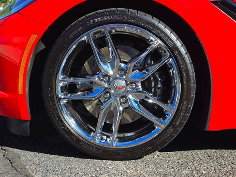 Used 2014 Chevrolet Corvette Stingray Coupe w/ 2LT Preferred Equipment Group image 37