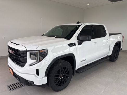 Used 2024 GMC Sierra 1500 Elevation AWD/4WD image 1