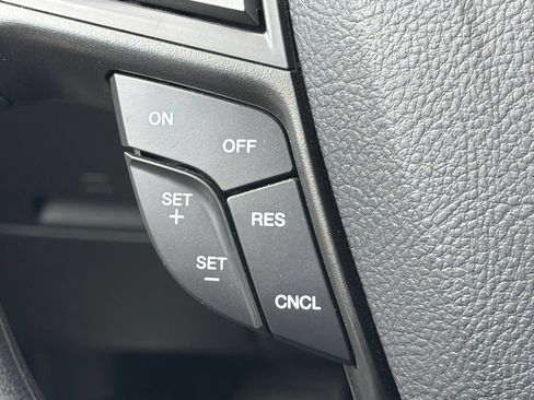 Used 2022 Ford Edge SE w/ Black Appearance Package AWD/4WD image 27