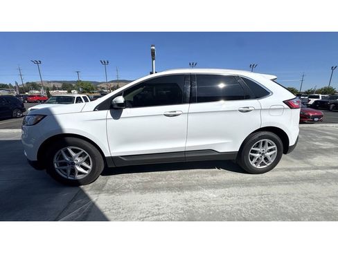 Used 2021 Ford Edge SEL image 4