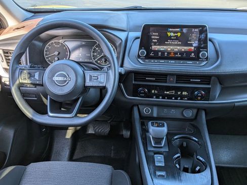 Certified 2023 Nissan Rogue SV image 25