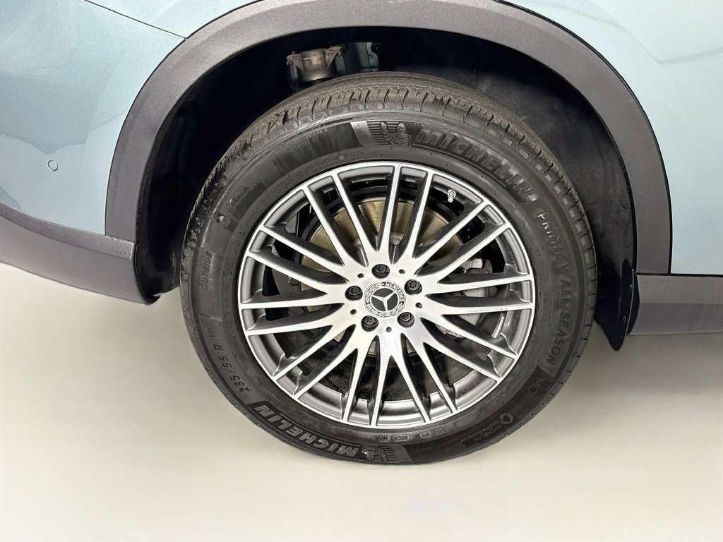 Certified 2026 Mercedes-Benz GLC 300 image 34