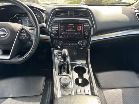 Used 2023 Nissan Maxima SL image 19
