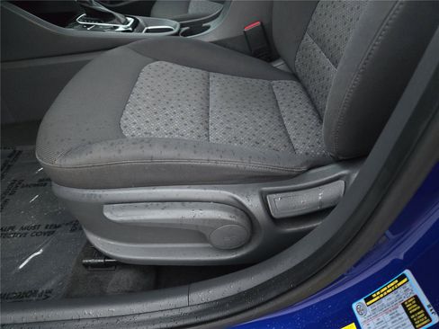 Used 2019 Hyundai Ioniq Plug-In Hybrid image 21