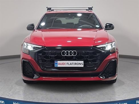 New 2025 Audi SQ8 Prestige image 2