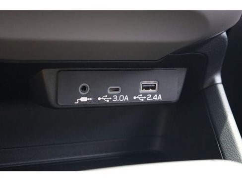 New 2026 Subaru Crosstrek 2.5i Limited w/ Crosstrek Mirror Package AWD/4WD image 35