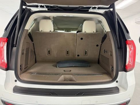 Used 2021 GMC Yukon Denali image 8