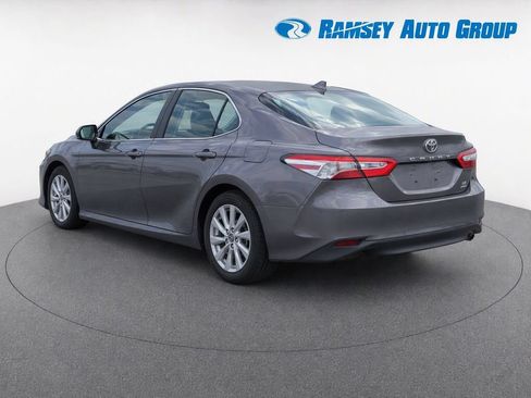 Used 2020 Toyota Camry LE w/ Convenience Package AWD/4WD image 3
