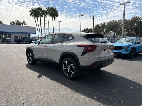 New 2026 Chevrolet Trax RS image 6