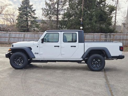 New 2026 Jeep Gladiator Sport image 6