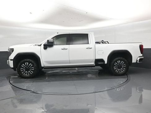 Used 2024 GMC Sierra 2500 Denali w/ Denali Reserve Package AWD/4WD image 37