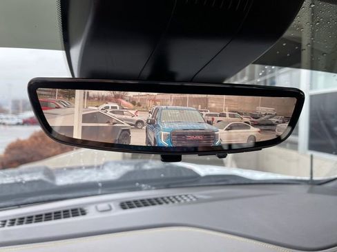 Used 2023 Chevrolet Silverado 1500 ZR2 w/ Technology Package image 12