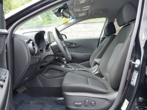 Used 2023 Hyundai Kona SEL AWD/4WD image 12