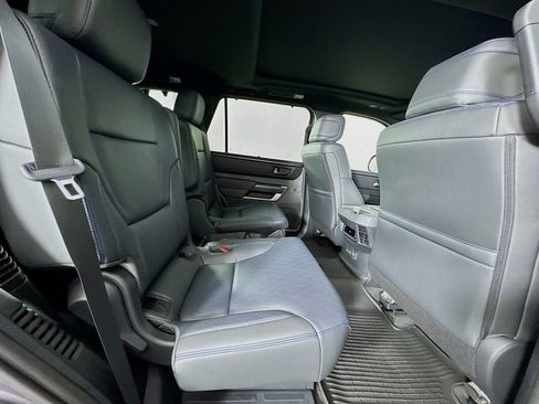 Used 2026 Toyota Sequoia Platinum image 28