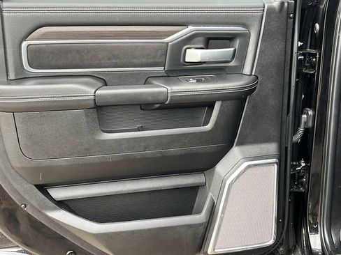 Used 2025 RAM 3500 Laramie image 46