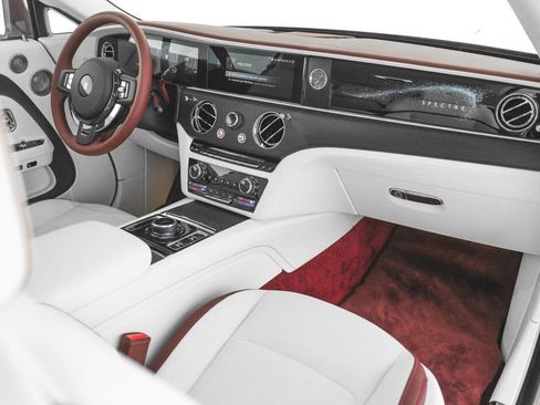 New 2025 Rolls-Royce Spectre w/ Spectre Launch Package image 32