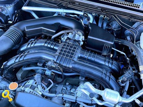 Used 2024 Subaru Crosstrek 2.0i Premium image 34