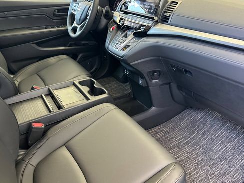 New 2026 Honda Odyssey EX-L image 17