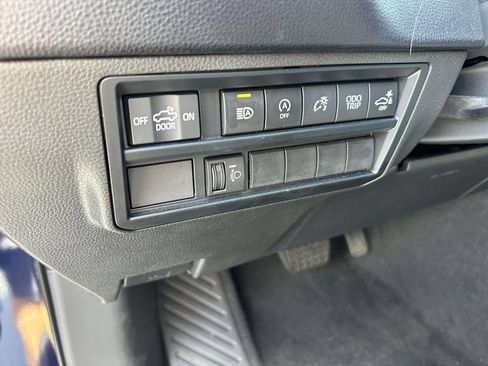 Used 2023 Toyota Tundra SR5 w/ SR5 Convenience Package AWD/4WD image 19