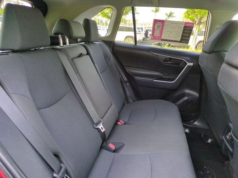Certified 2025 Toyota RAV4 LE image 19