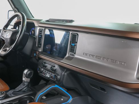 Used 2021 Ford Bronco Outer Banks AWD/4WD image 26