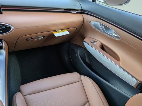 New 2026 Genesis GV70 2.5T Advanced image 17