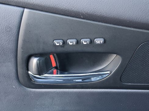 Used 2013 Lexus RX 450h AWD w/ Navigation Pkg image 13