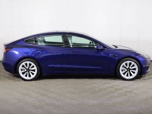 Used 2022 Tesla Model 3 Long Range AWD/4WD image 19