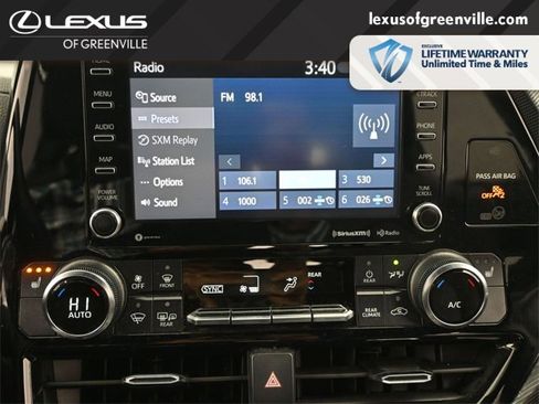 Used 2022 Toyota Highlander XSE image 17