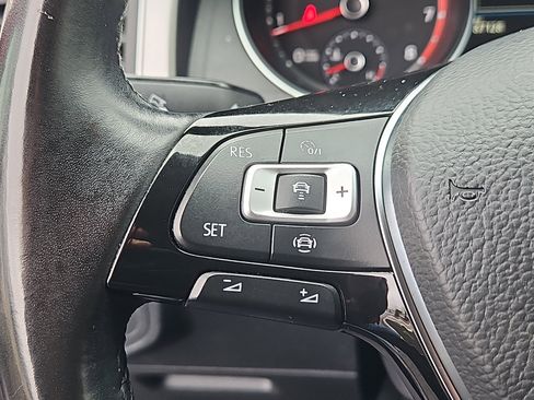 Used 2019 Volkswagen Atlas SE AWD/4WD image 17