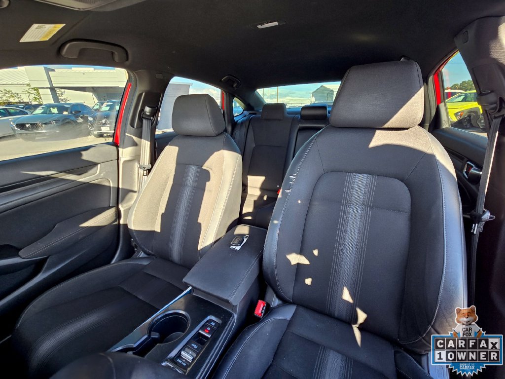 Used 2025 Honda Civic Sport image 25