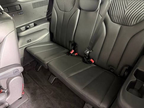Used 2023 Hyundai Palisade Calligraphy FWD image 30