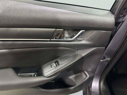 Used 2019 Honda Accord Sport image 28
