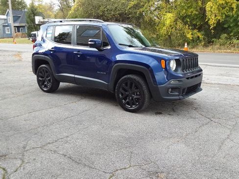 Used 2018 Jeep Renegade Altitude image 5