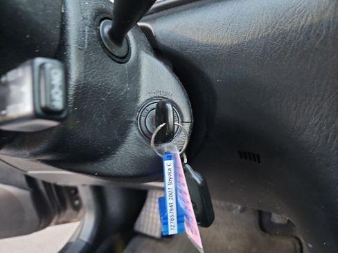 Used 2007 Toyota Corolla CE image 21