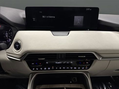 Used 2024 MAZDA CX-90 Plug-In Hybrid w/ Premium Plus image 9