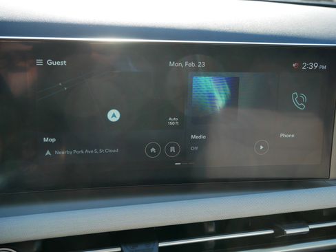 Used 2025 Hyundai Tucson Limited image 22