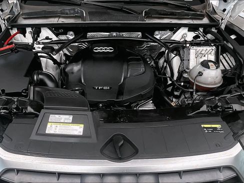 Used 2018 Audi Q5 2.0T Premium Plus w/ Premium Plus Package image 29