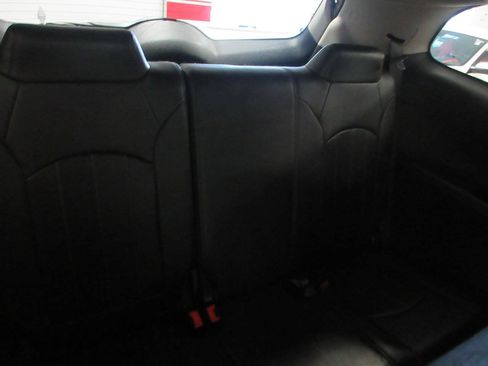 Used 2016 Buick Enclave Leather AWD/4WD image 33