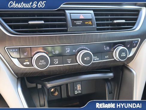 Used 2019 Honda Accord Touring image 36
