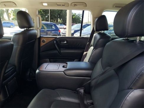 Used 2023 Nissan Armada SL w/ Captain's Chairs Package image 30