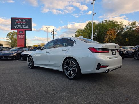 Used 2019 BMW 330i xDrive Sedan w/ Driving Assistance Package image 5