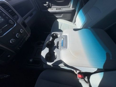 Used 2015 RAM 2500 Tradesman w/ Chrome Appearance Group image 22