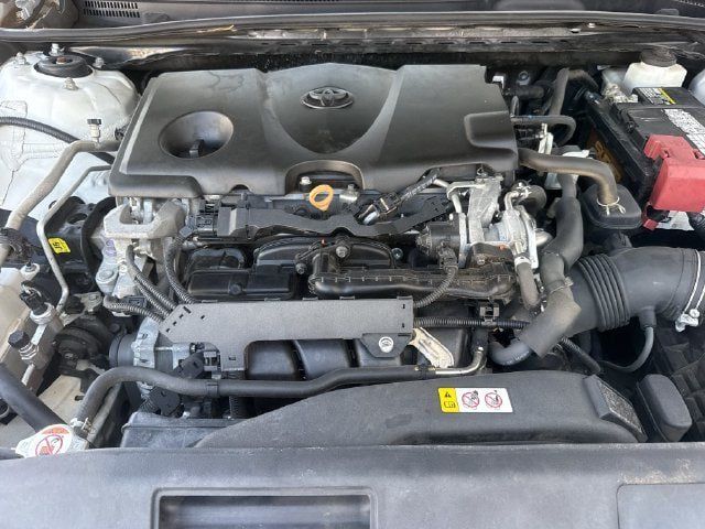 Used 2019 Toyota Camry LE FWD image 29