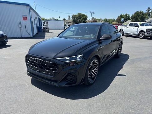 Used 2024 Audi SQ8 Prestige AWD/4WD image 5