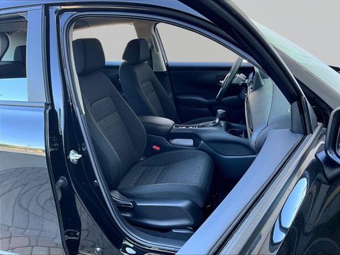 Used 2024 Honda HR-V LX image 26