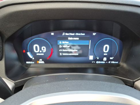 Used 2025 Ford Explorer Active w/ Active Comfort Package image 24