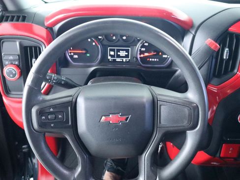 Used 2020 Chevrolet Silverado 1500 Custom w/ Custom Value Package RWD image 18