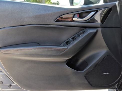 Used 2014 MAZDA MAZDA3 i Grand Touring image 10