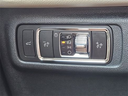 New 2026 Lincoln Corsair Reserve image 21